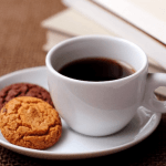 早起きする方法やコツ　寒い冬の朝　秘訣　昼寝の効果　コーヒー